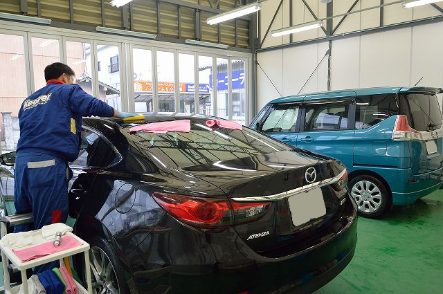 高いのか お手頃なのか ダイヤモンドキーパー カー コーティングと洗車専門店 奈良県葛城市のキーパープロショップ林堂店