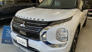 アウトランダーにEXキーパープレミアムA標準メンテナンス | カー