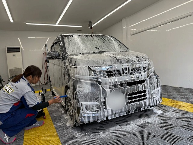 完全屋内洗車場